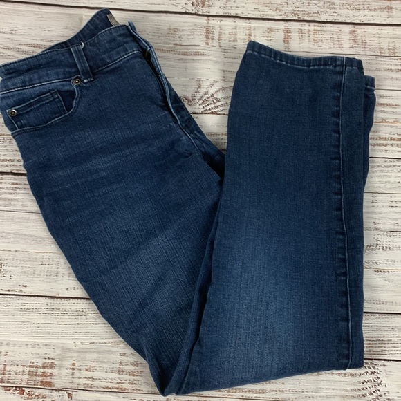 Chicos straight leg blue jeans 
size 6 (chicos sz 0.5 short) - Picture 5 of 14